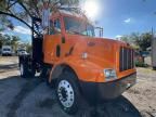 2005 Peterbilt 330