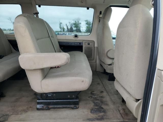 2011 Ford Econoline E350 Super Duty Wagon