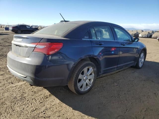 2013 Chrysler 200 Touring