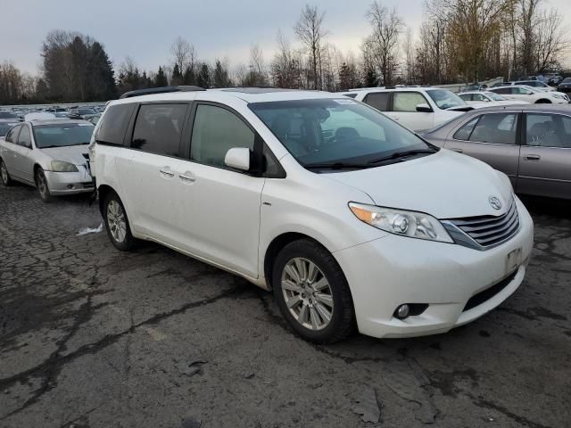 2017 Toyota Sienna XLE