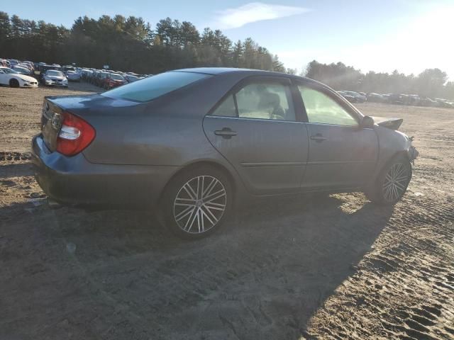 2004 Toyota Camry LE