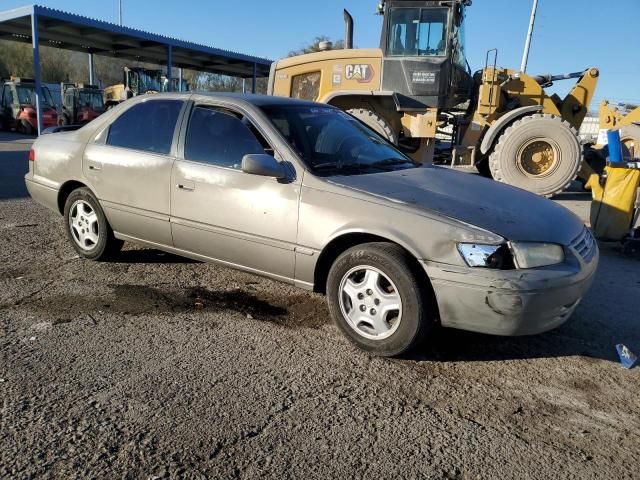 1999 Toyota Camry LE