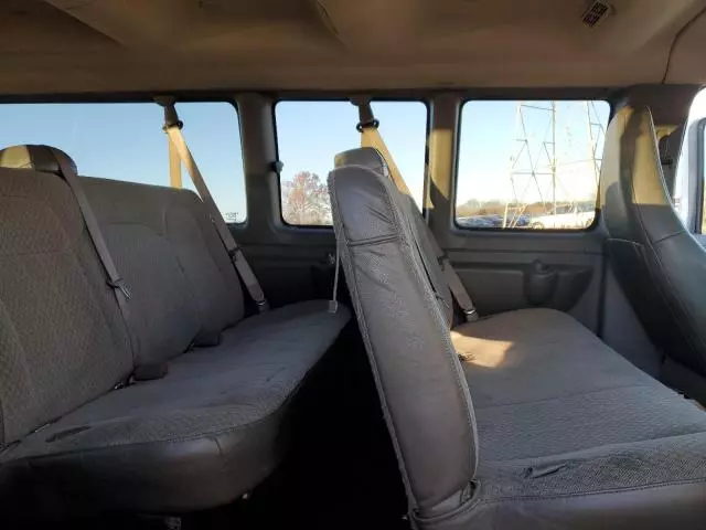 2018 Chevrolet Express G3500 LT