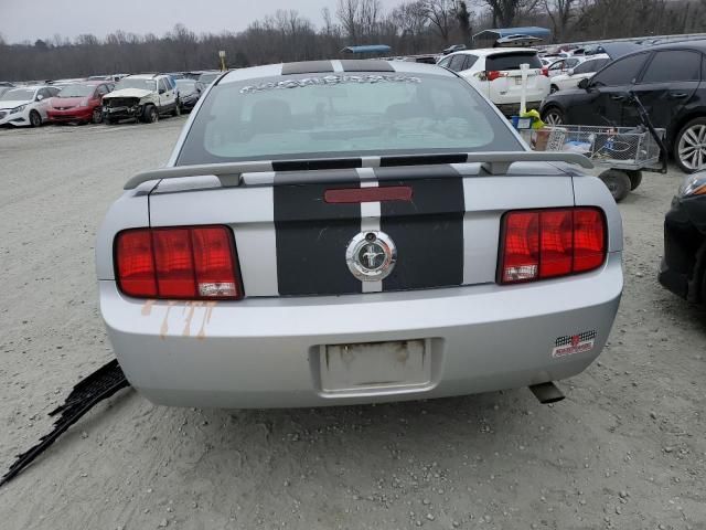 2005 Ford Mustang