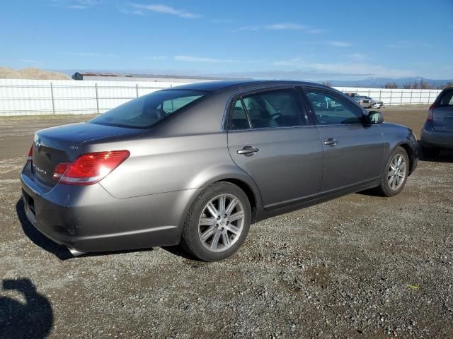 2005 Toyota Avalon XL