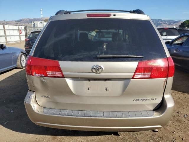 2004 Toyota Sienna XLE