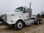 2003 Kenworth Construction T800