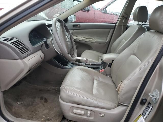 2004 Toyota Camry LE