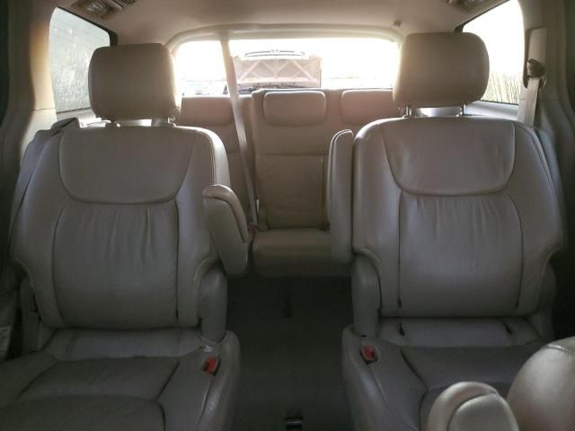 2004 Toyota Sienna CE