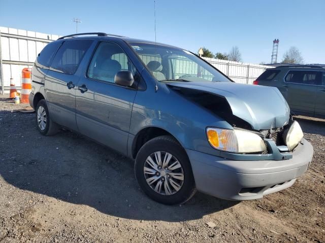 2002 Toyota Sienna LE