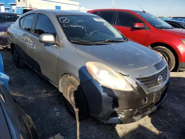 2013 Nissan Versa S