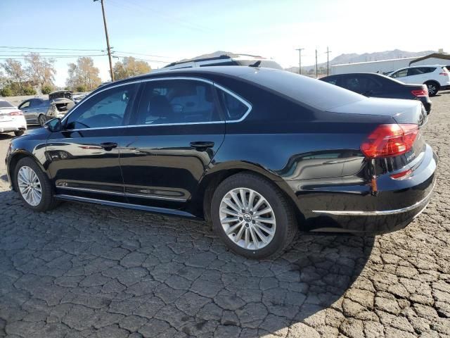 2016 Volkswagen Passat SE