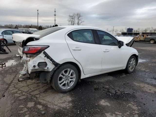 2017 Toyota Yaris IA