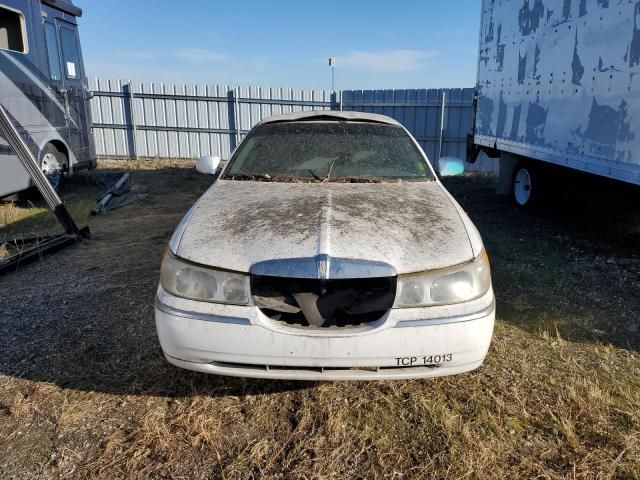 2000 Lincoln Town Car Executive