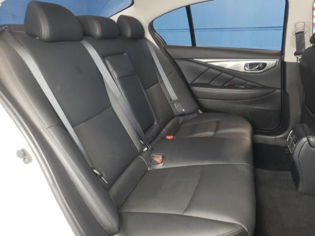 2015 Infiniti Q50 Base