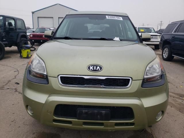 2011 KIA Soul +