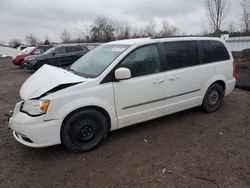 Salvage cars for sale at London, ON auction: 2016 Chrysler Town & Country Touring L