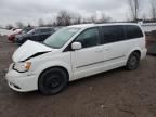 2016 Chrysler Town & Country Touring L