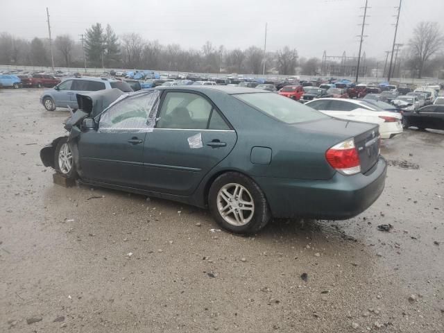 2005 Toyota Camry LE