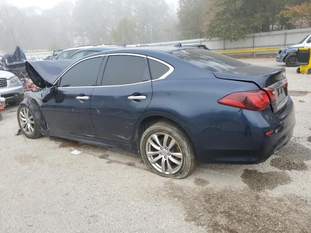 2017 Infiniti Q70 3.7