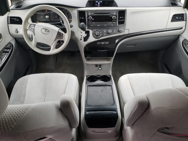 2012 Toyota Sienna LE