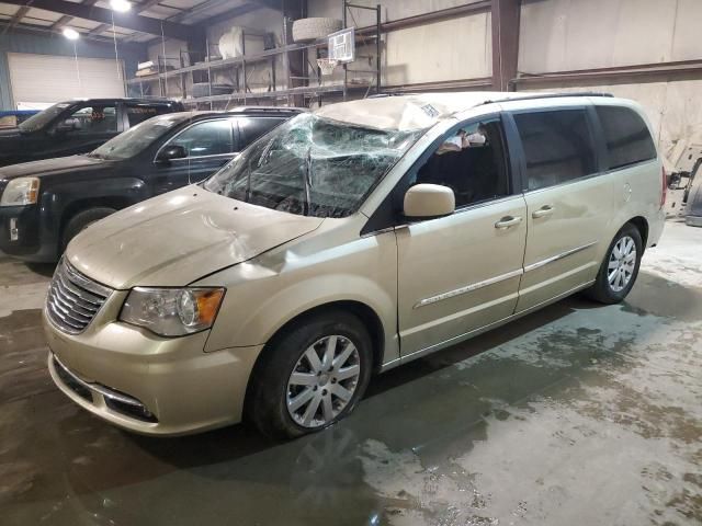 2011 Chrysler Town & Country Touring L