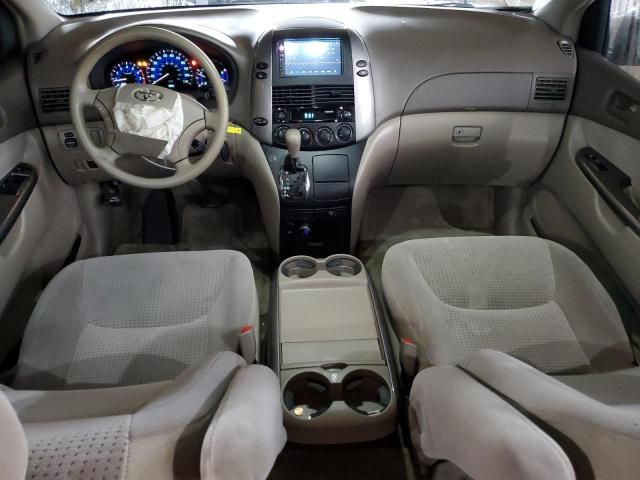 2006 Toyota Sienna CE