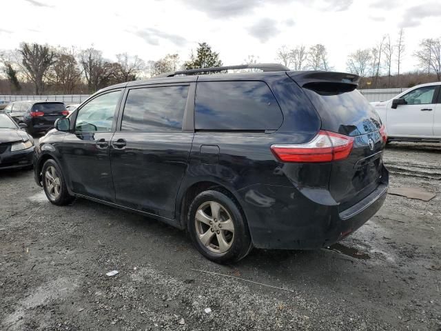 2015 Toyota Sienna LE