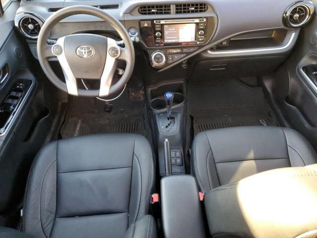 2016 Toyota Prius C