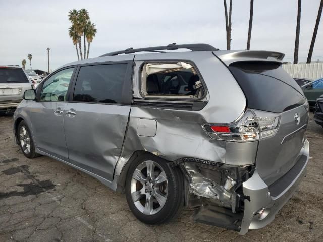 2014 Toyota Sienna Sport