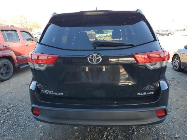 2019 Toyota Highlander SE