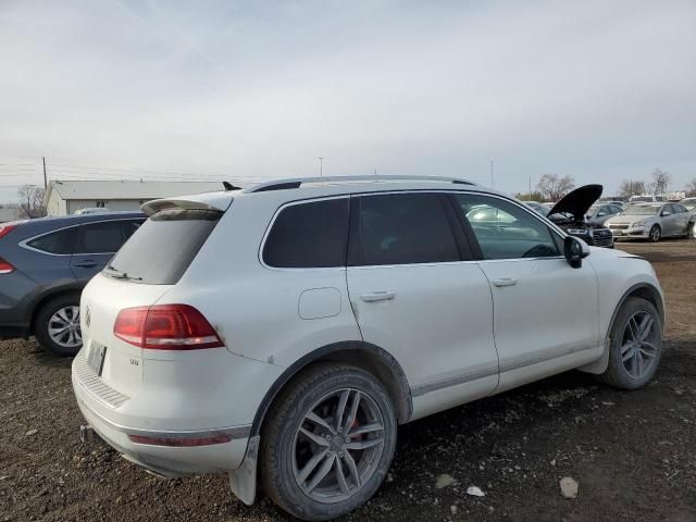 2016 Volkswagen Touareg Sport