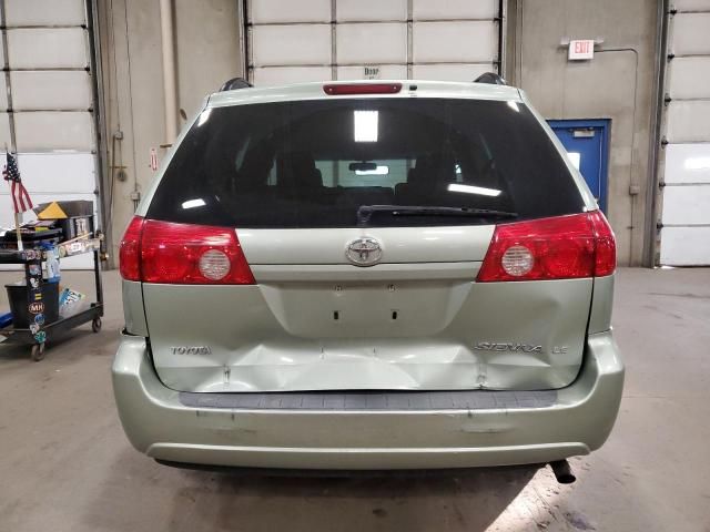 2007 Toyota Sienna CE