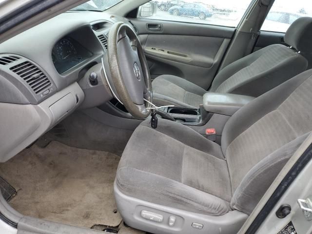 2004 Toyota Camry LE