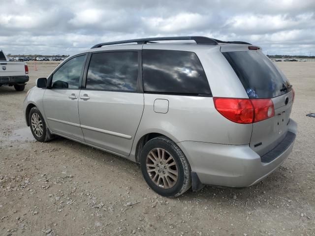 2009 Toyota Sienna XLE