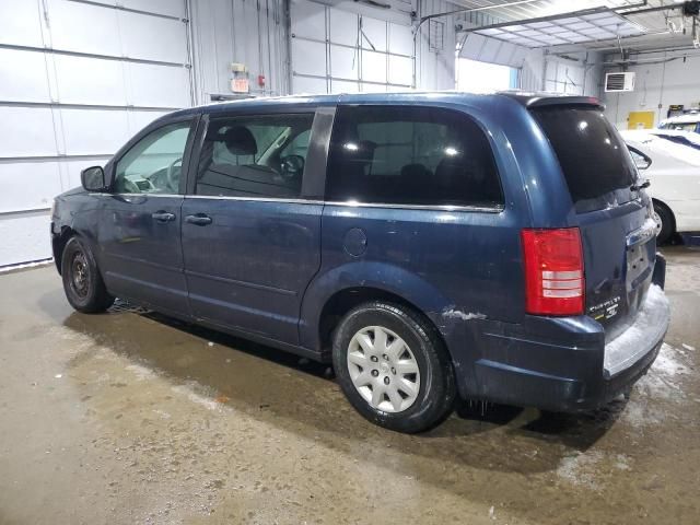 2009 Chrysler Town & Country LX