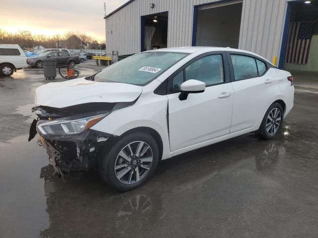 2022 Nissan Versa SV