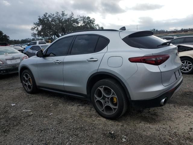 2018 Alfa Romeo Stelvio Sport