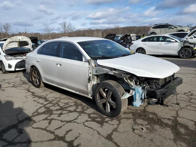 2013 Volkswagen Passat SE