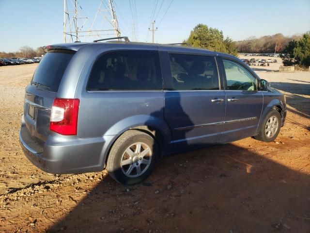 2011 Chrysler Town & Country Touring