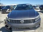 2018 Volkswagen Passat SEL Premium