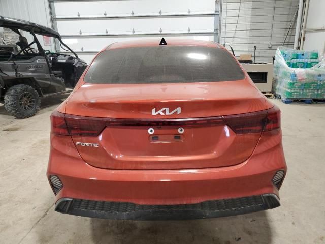 2023 KIA Forte LX