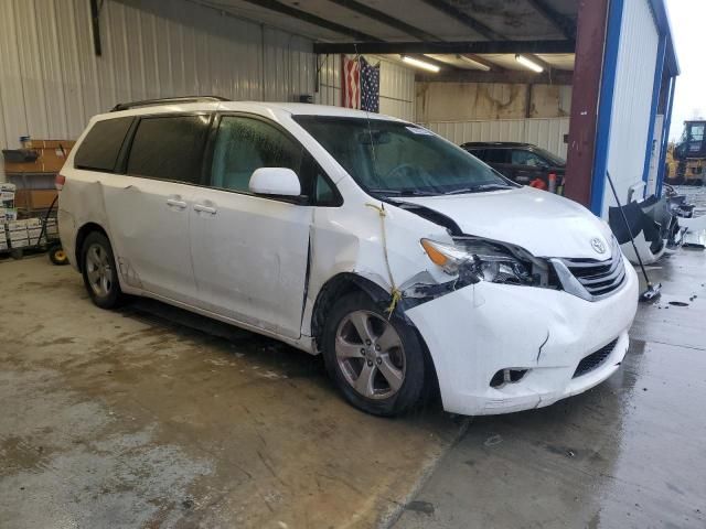 2012 Toyota Sienna LE