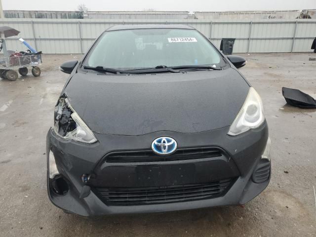 2016 Toyota Prius C