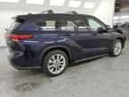 2023 Toyota Highlander Hybrid Limited