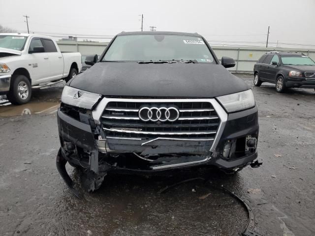 2019 Audi Q7 Premium Plus