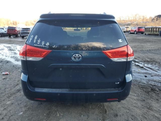 2012 Toyota Sienna LE