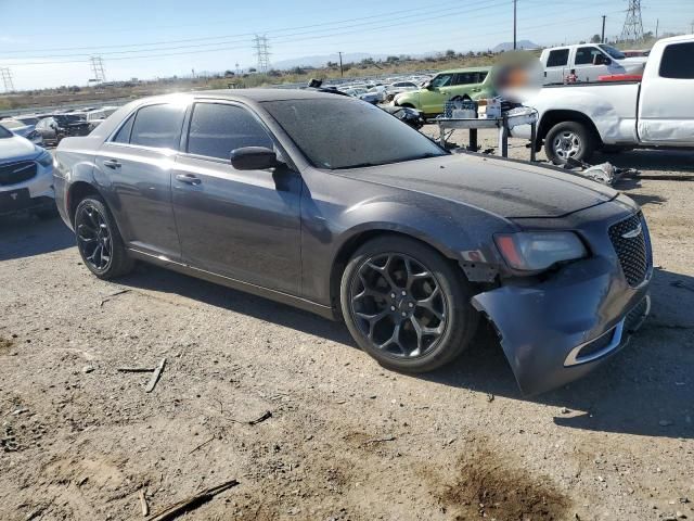 2019 Chrysler 300 Touring