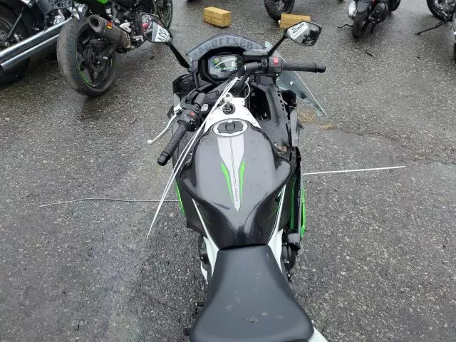 2022 Kawasaki EX650 N