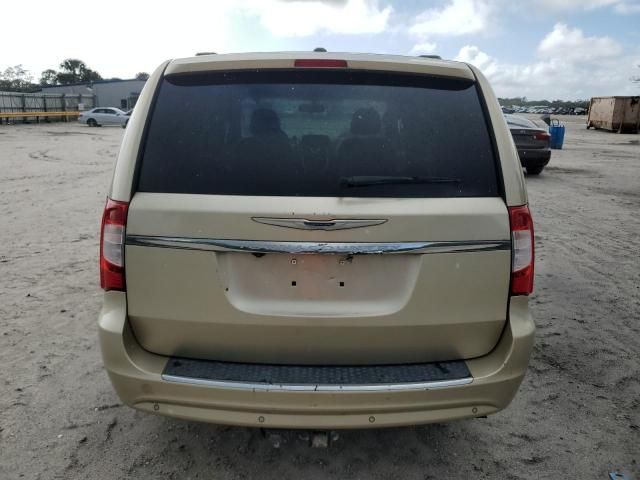 2012 Chrysler Town & Country Touring L